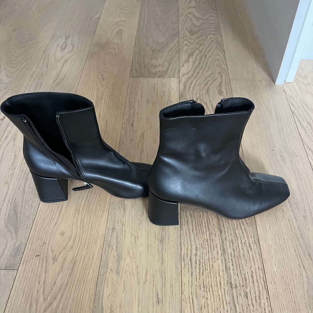 ALOHAS Black Heeled Boots